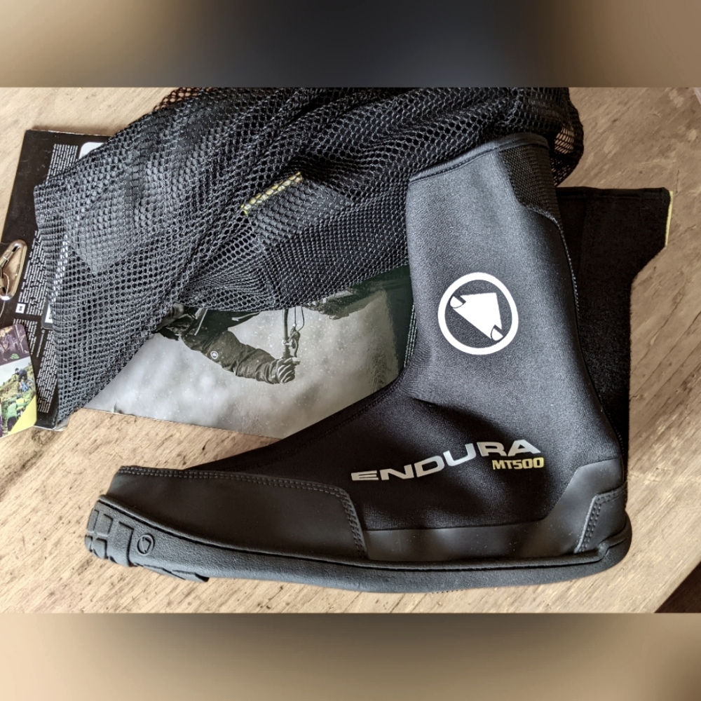 Endura MT500 Cycling Overshoes